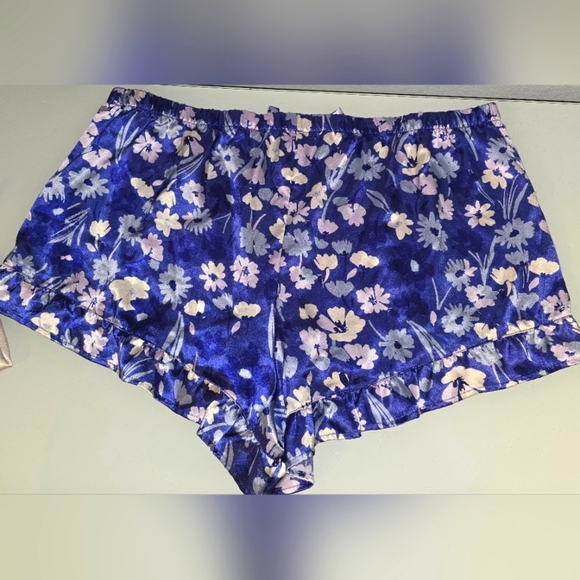 Adore Me Satin Luana Pajama Cami & Short Set Light Pink & Floral Purple Plus 2X - Picture 8 of 13